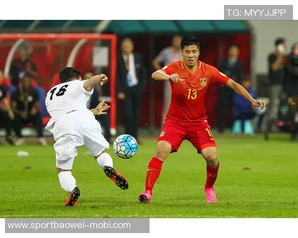 国足2026新版球衣曝光主场红客场黄预计三月正式发布